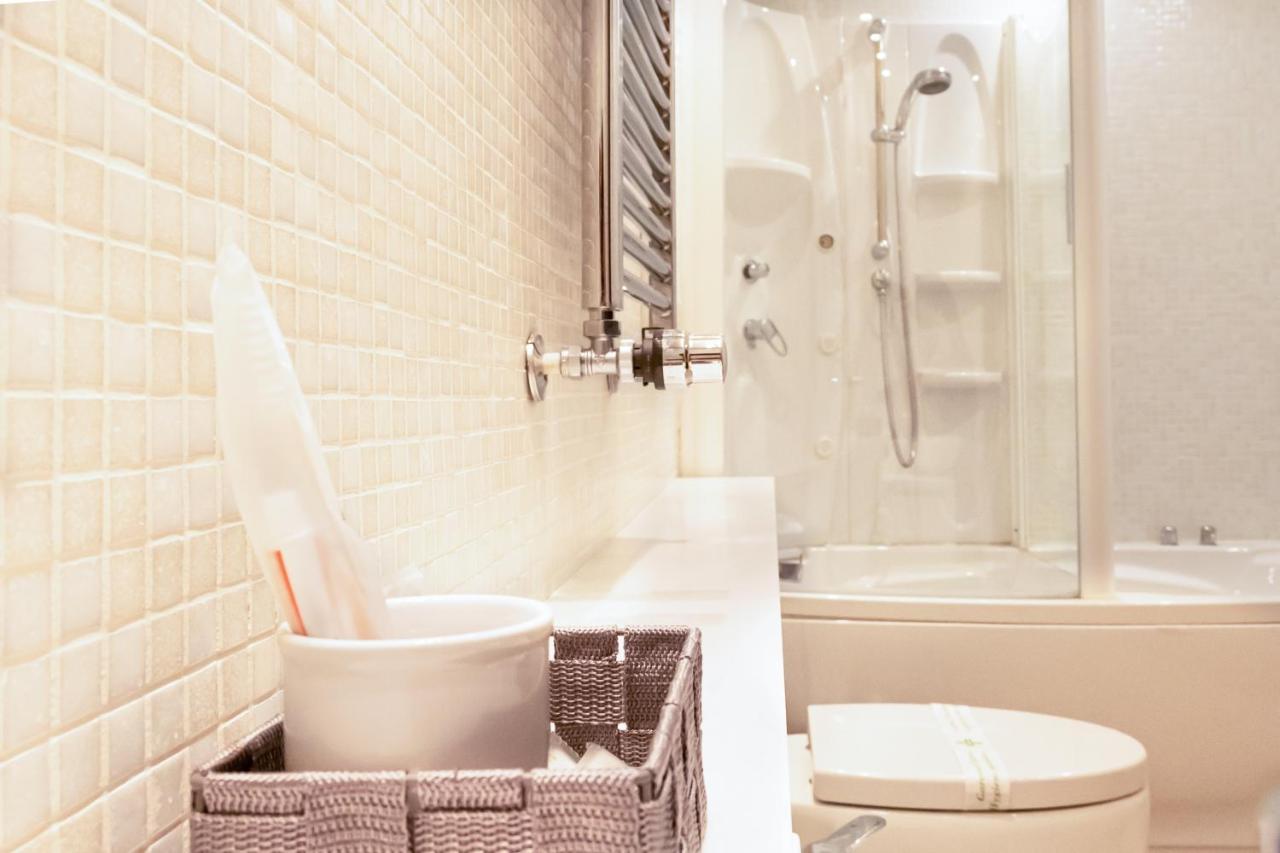 Charme & Chic San Giacomo Rome Exterior photo
